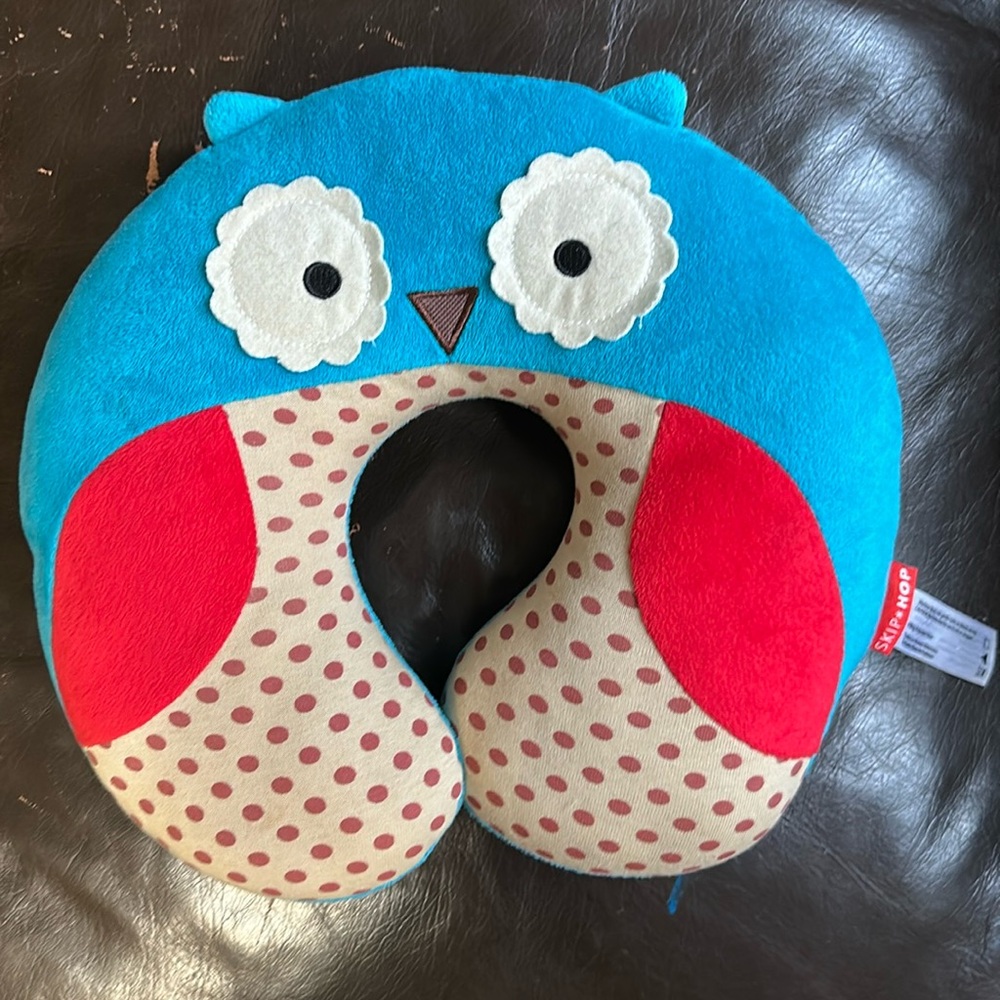 Skip Hop Owl Neck Pillow Kids Animal Blue Red